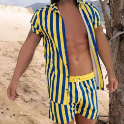 Conjunto Masculino de Praia Listrado com Bermuda e Camisa SantoGato
