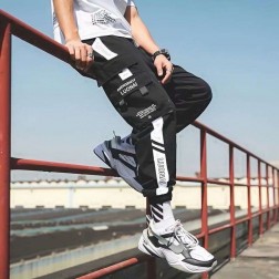 Calça Jogger Streetwear Masculina com Listra e Linhas nas Laterais SantoGato