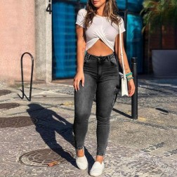 Calça Jeans StreetWear Feminina com Bolsos Grandes SantoGato