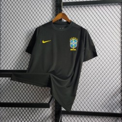 Camiseta do Brasil Preta Dri-Fit Tecido Liso Minimalista SantoGato