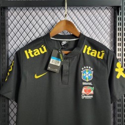Camisa da Seleção Brasileira Preta Gola Polo Viagem Copa do Mundo SantoGato